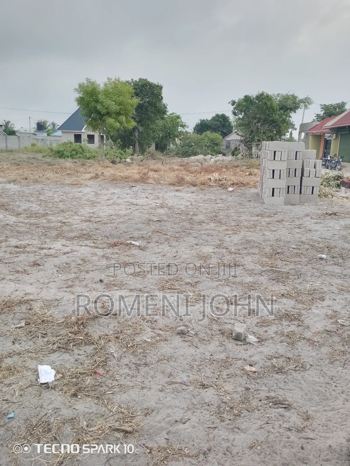 Kiwanja Sqmita 200 Kinauzwa Milioni 4.5 Ukonga Bombambili. in Ilala