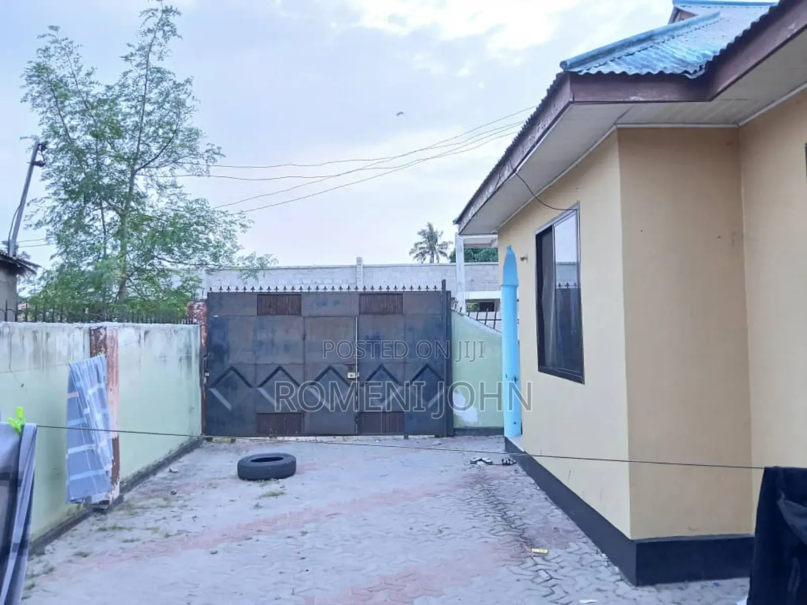 5bdrm Apartment in Tanzania Daresalaam, Ilala for sale in Ilala
