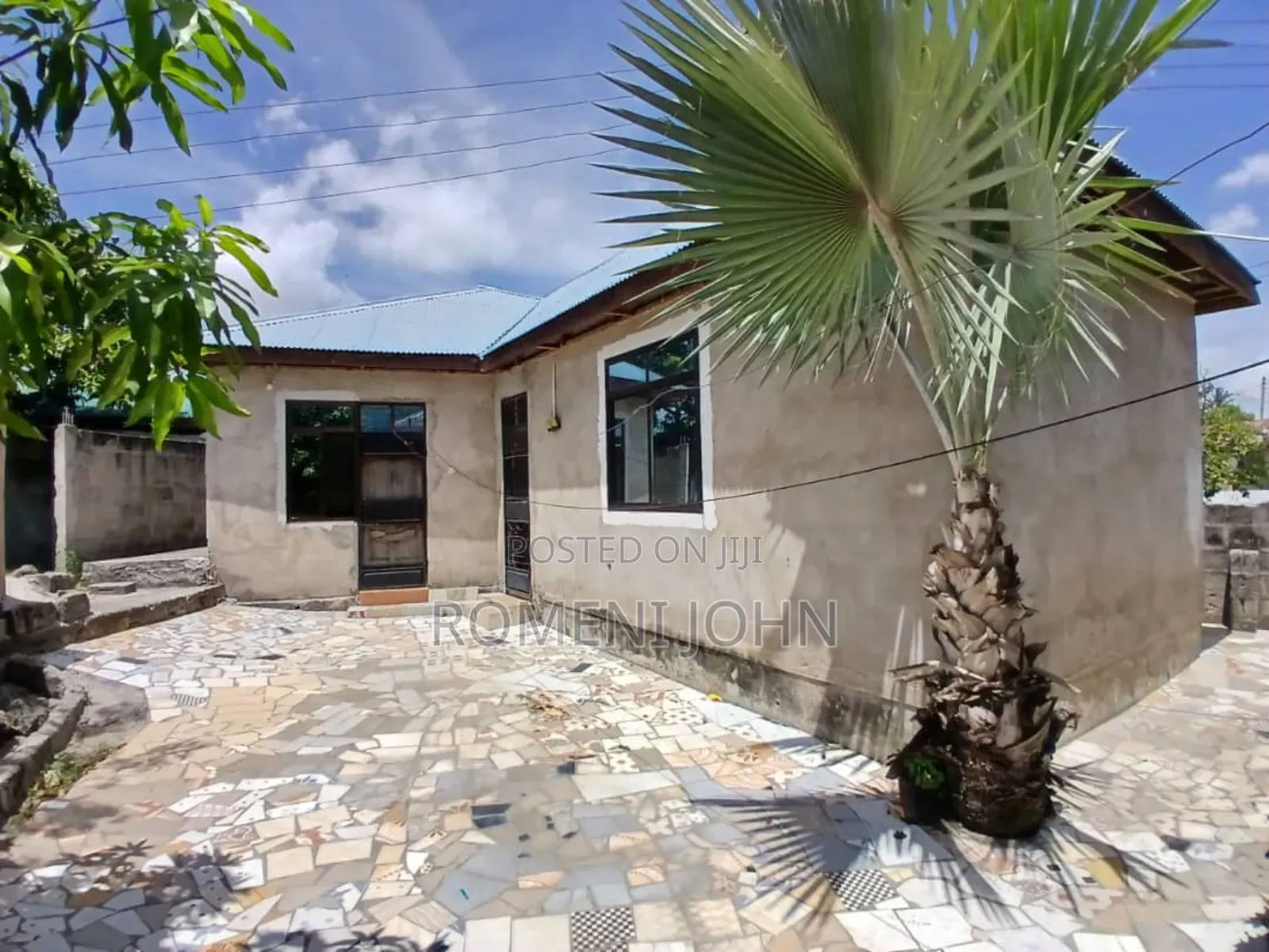 8bdrm Apartment in Tanzania Daresalaam, Ilala for sale in Ilala