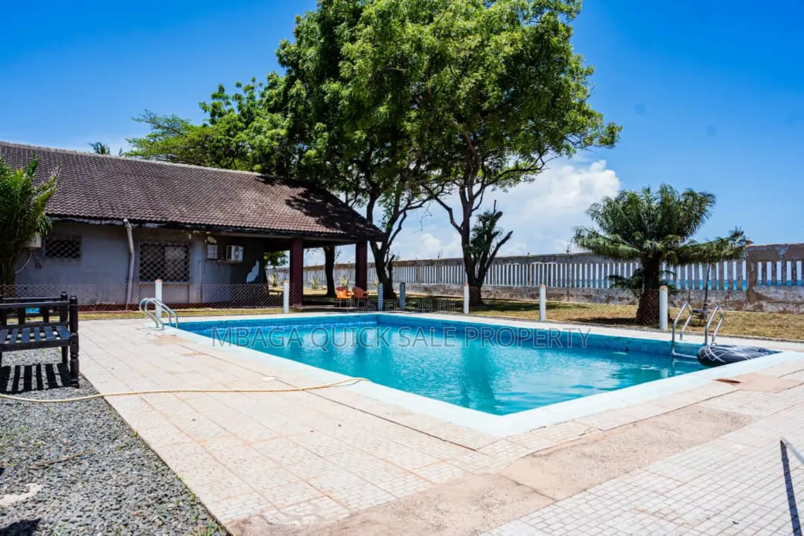 3bdrm Apartment in Kawe Beach for rent in Kawe