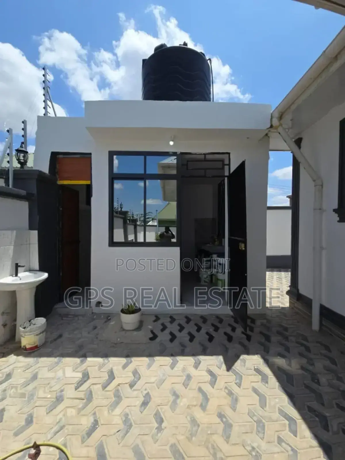 3bdrm House in Mbezi Mwisho, Kinondoni for sale in Kinondoni