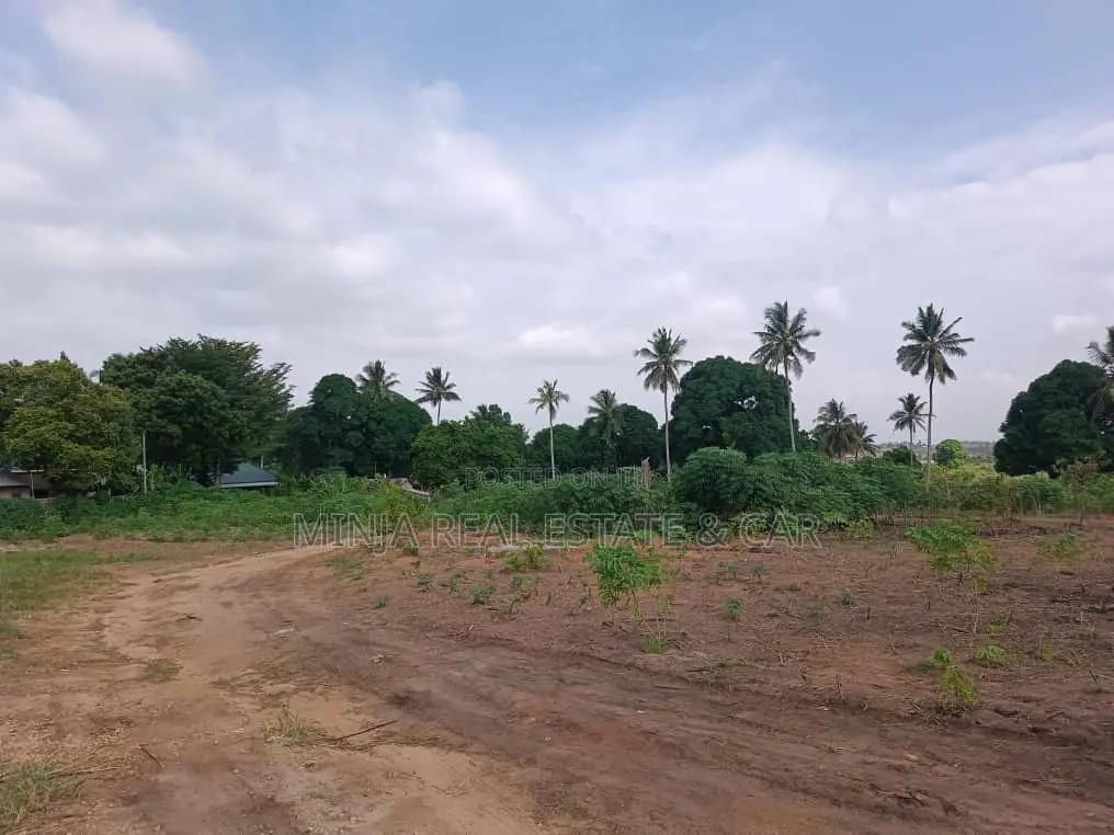 Heavy Industry Plot for Sale Mkuranga Mwanambaya in Lukanga