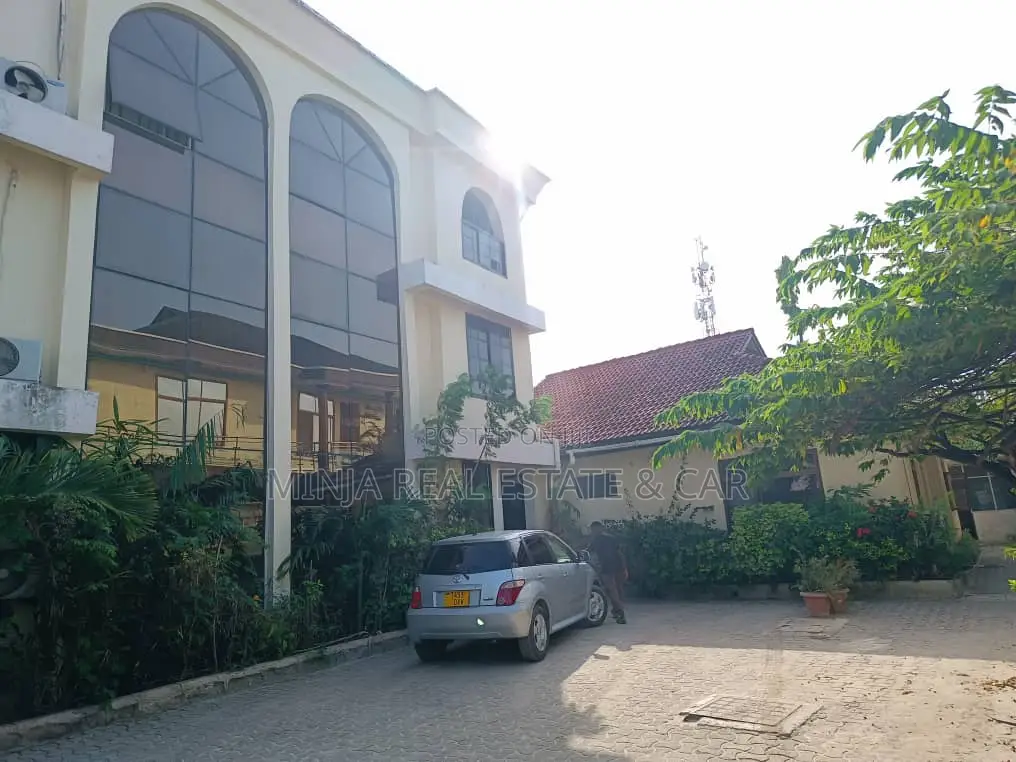 9bdrm House in Kijitonyama for sale in Kijitonyama