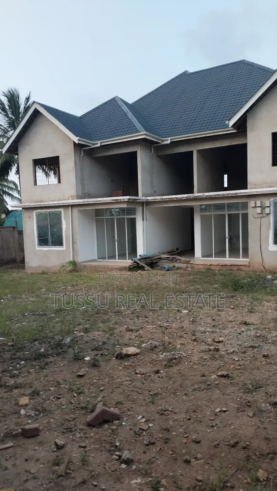 10bdrm Apartment in Kilimahewa Juu, Kinondoni for sale in Kinondoni