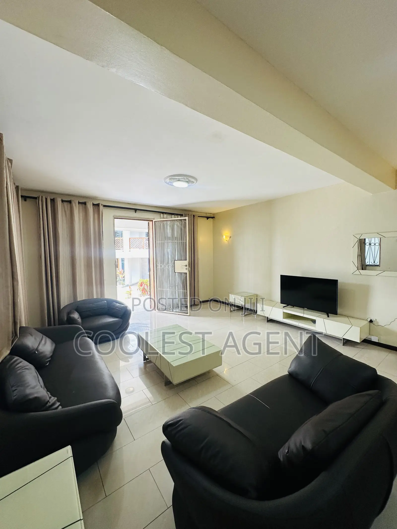 Furnished 3bdrm Villa in Masaki, Kinondoni for rent in Kinondoni