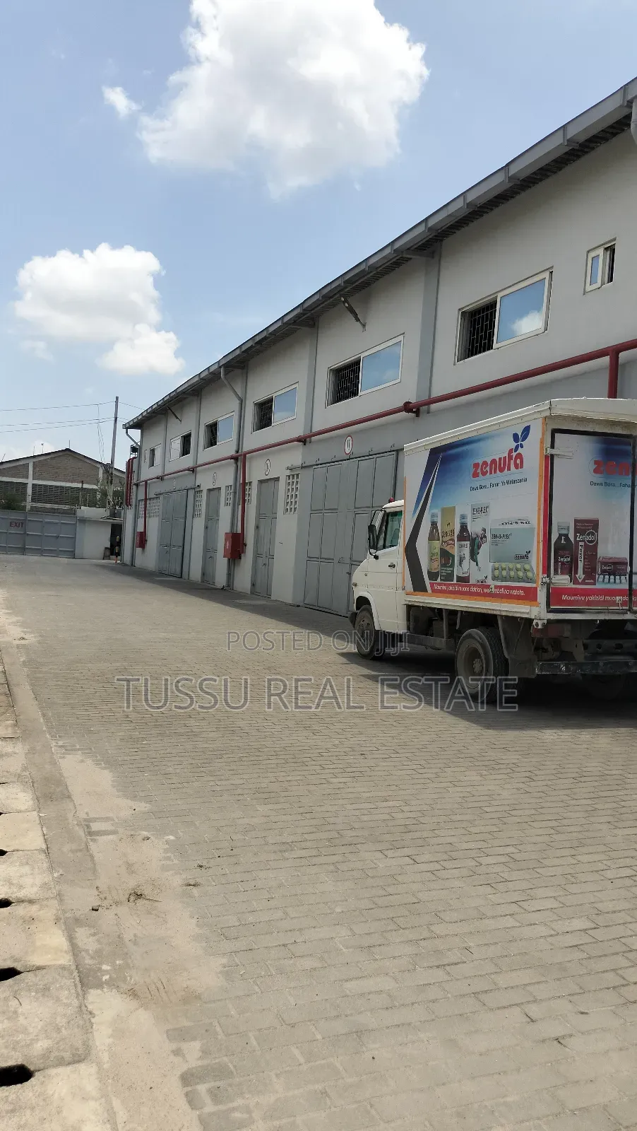 Warehouse for Rent Airport DSM in Kipawa