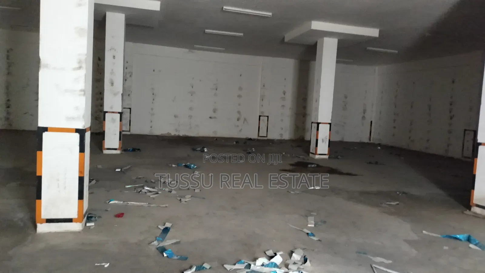 Warehouse for Rent Airport DSM in Kipawa