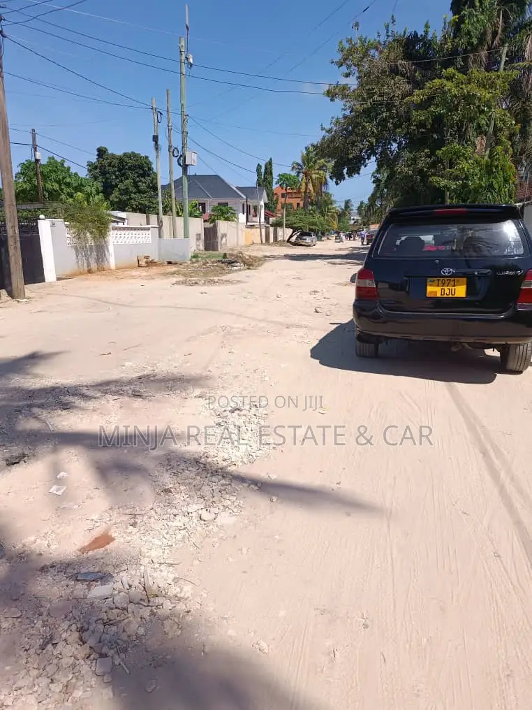 Plot for Sale With House Inside the Plot in Mikocheni in Mikocheni