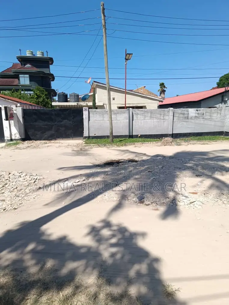 Plot for Sale With House Inside the Plot in Mikocheni in Mikocheni