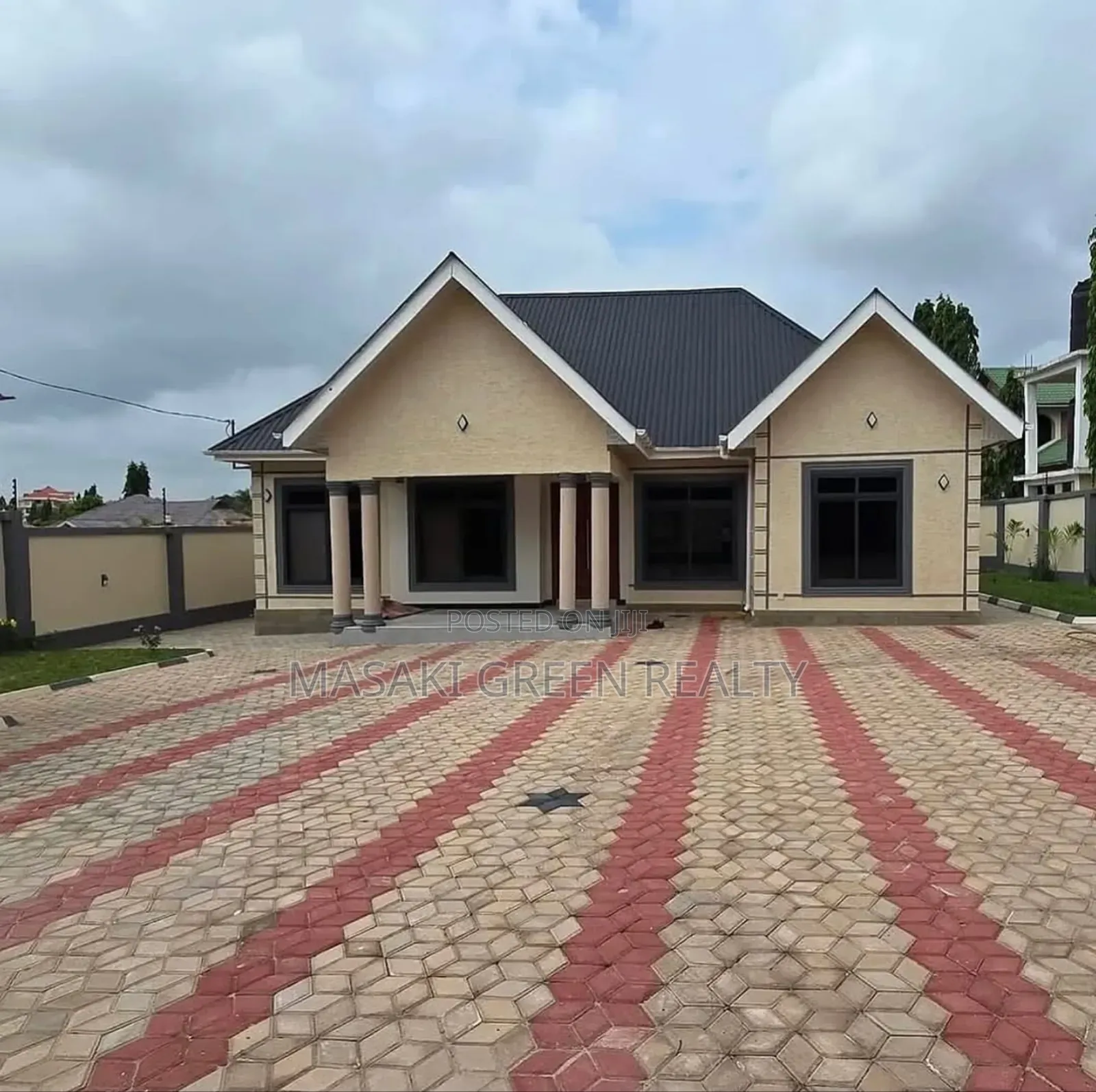 4bdrm House in Madale Estate, Kinondoni for sale in Kinondoni