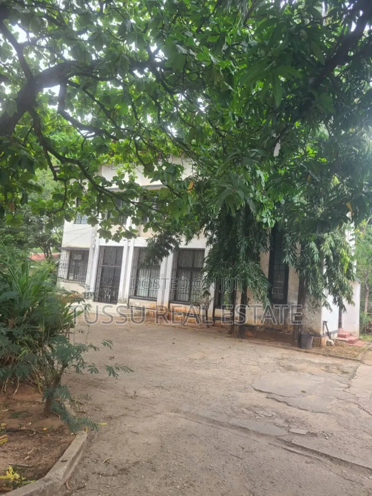 7bdrm House in Regent Estate, Kinondoni for sale in Kinondoni