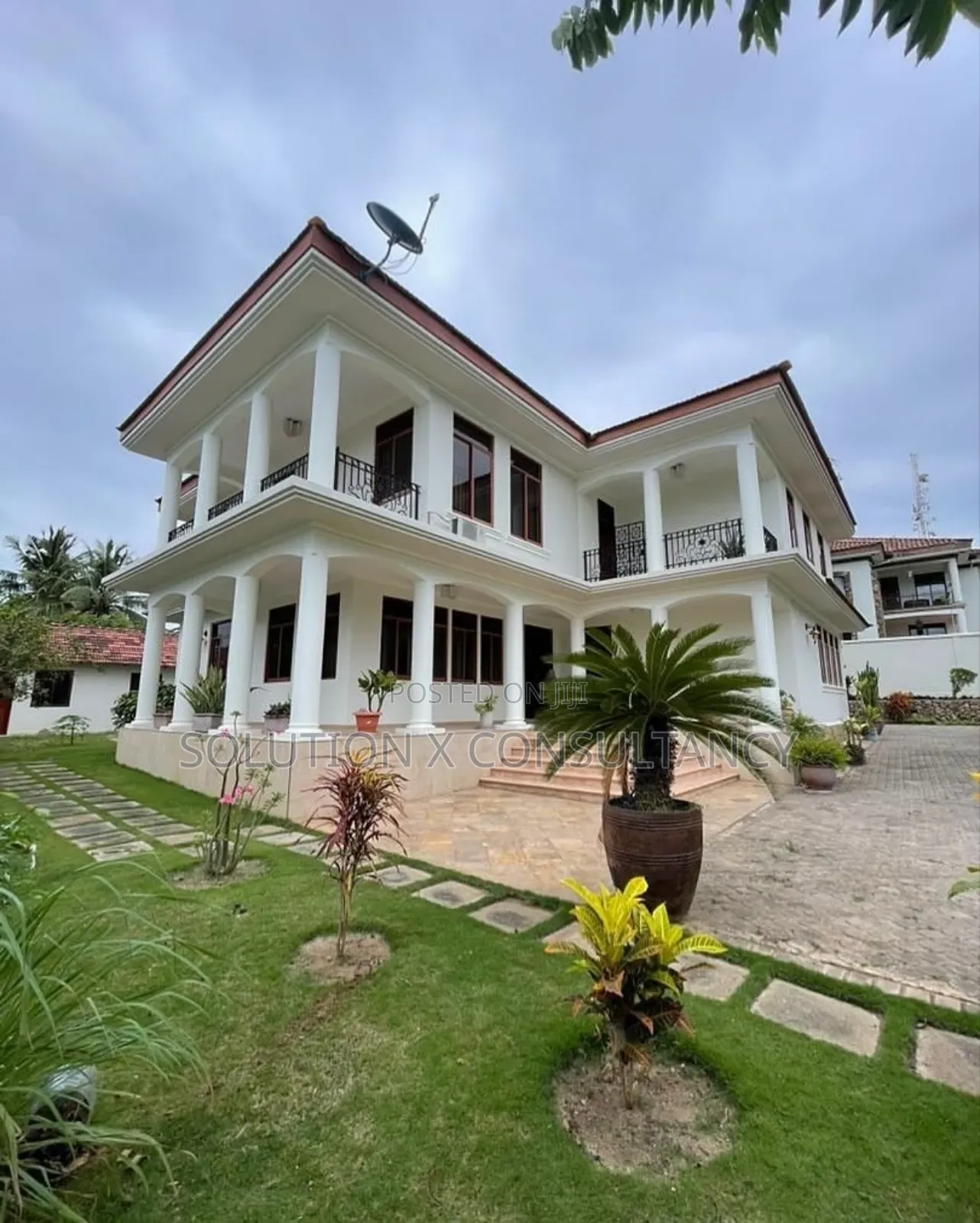 5bdrm Mansion in Kinondoni for sale in Kinondoni
