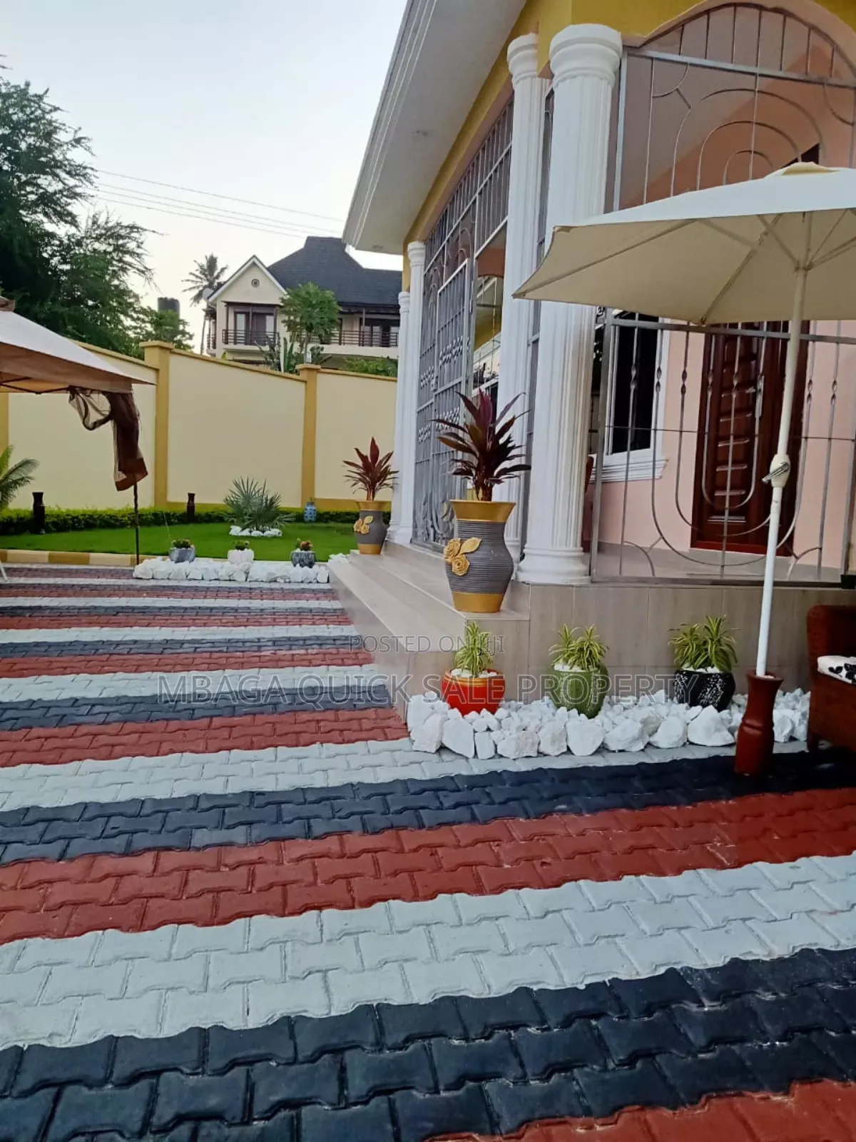 5bdrm House in Salasala Mwanzoni, Mbezi Beach for sale in Mbezi Beach