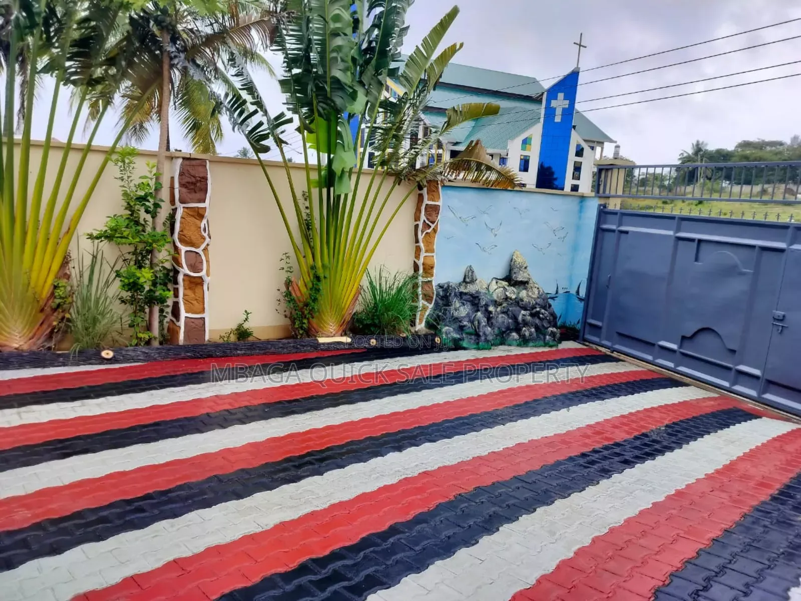 5bdrm House in Salasala Mwanzoni, Mbezi Beach for sale in Mbezi Beach