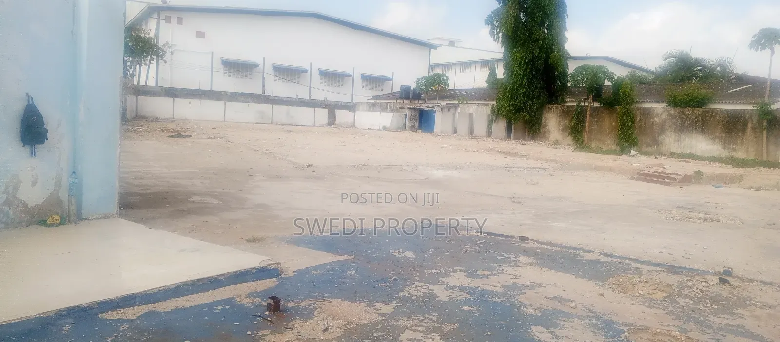 Yadi for Sale in Chango'mbe Industry Area in Chang'ombe