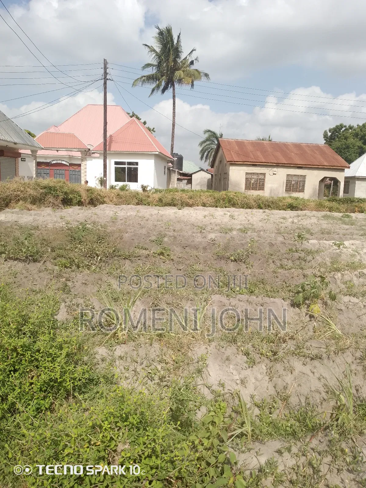 Eneo Sqmita 400 Linauzwa Milioni 12 Ukonga Mkolemba Kanyigo. in Ilala