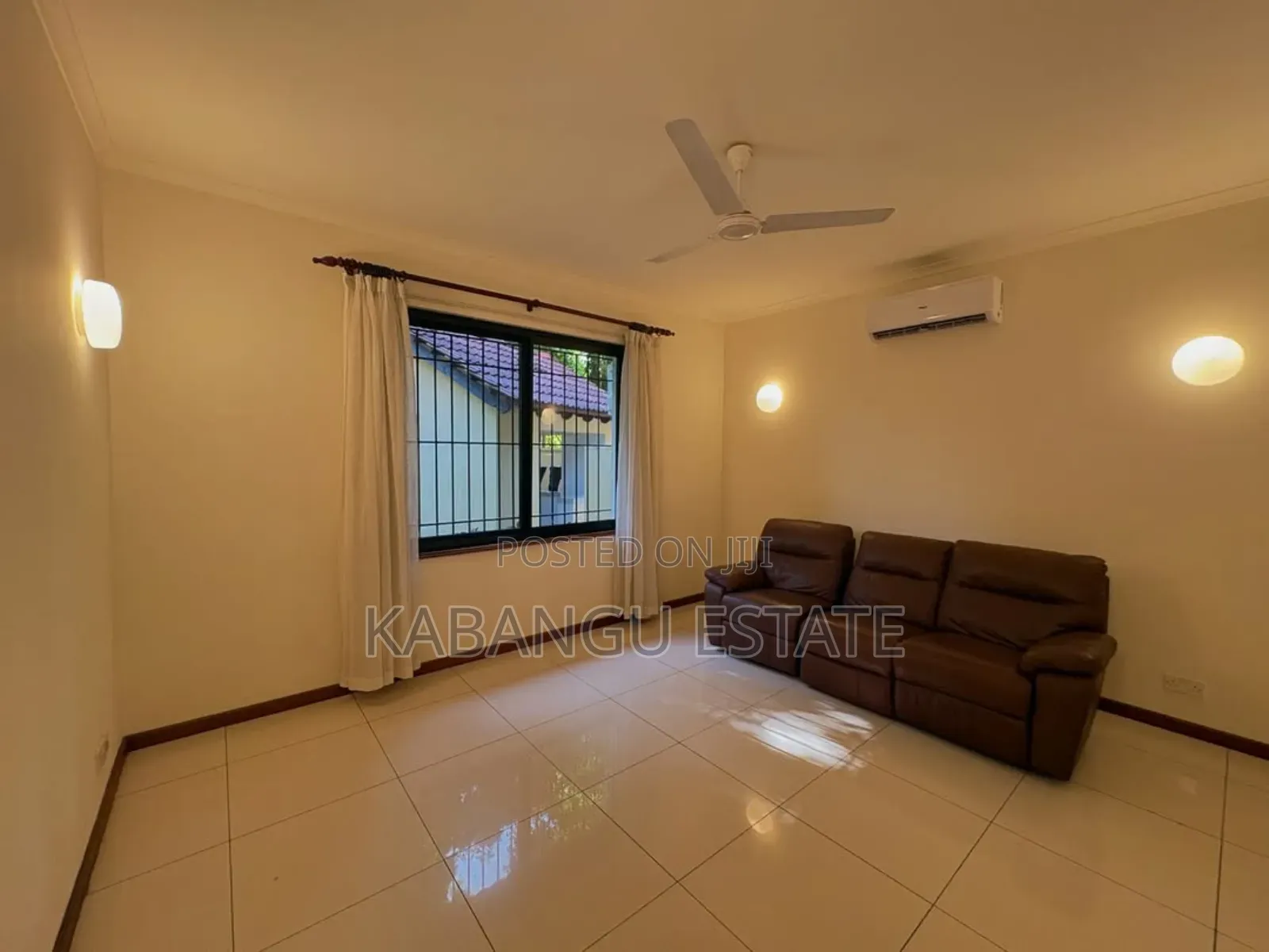 Furnished 4bdrm Villa in Oysterbay for rent in Oyster Bay