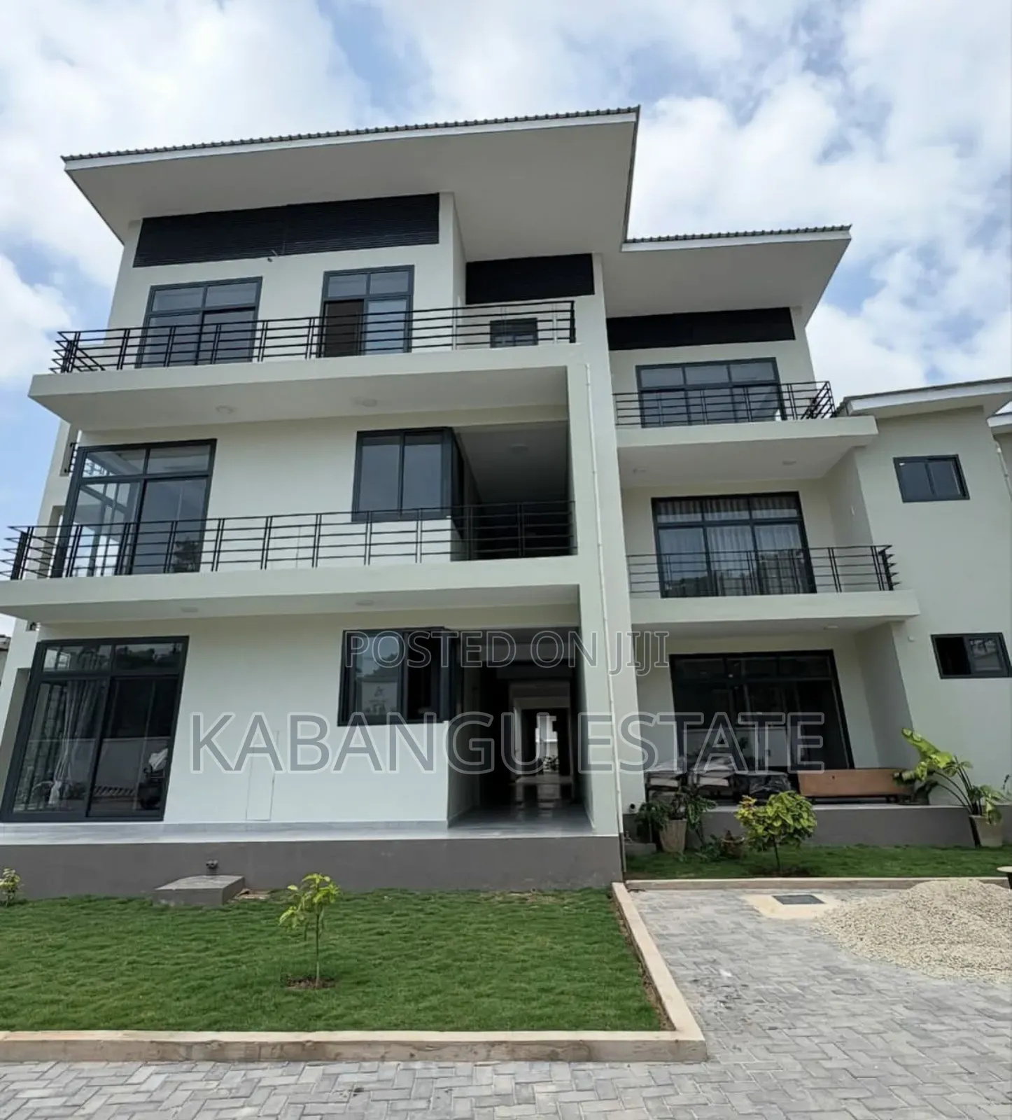 Furnished 2bdrm Apartment in Oysterbay for rent in Oyster Bay