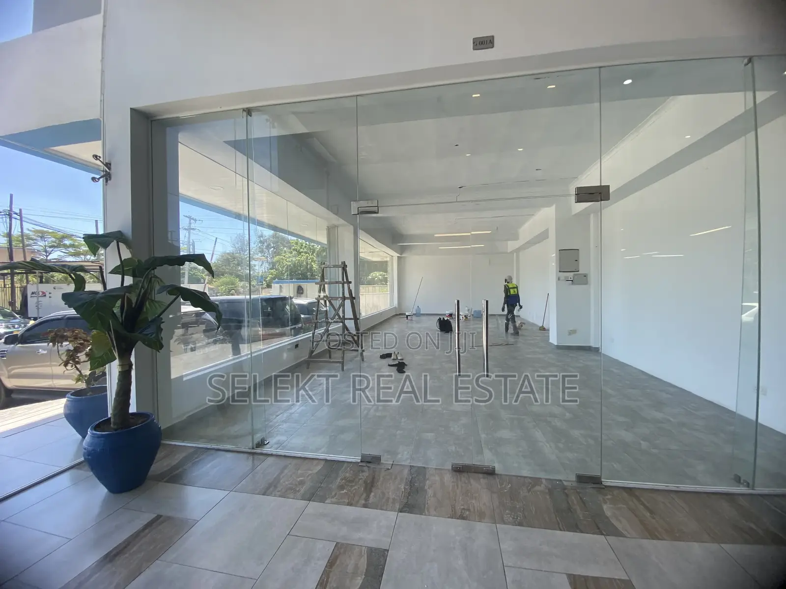 (80,160 and 240)Sqm Showroom/Commercial Space in Oysterbay in Kinondoni