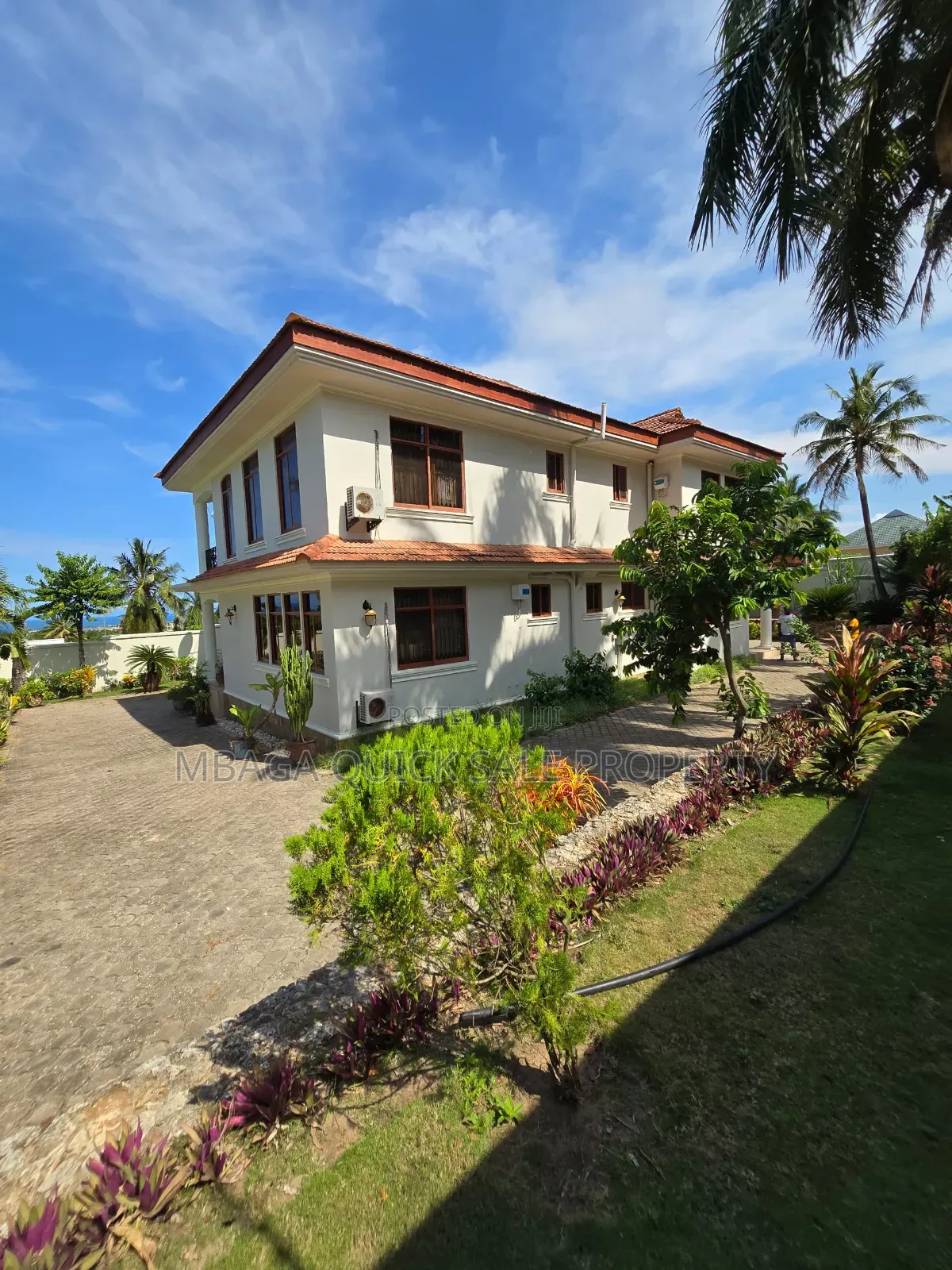 5bdrm House in Salasala Big Brother, Mbezi for sale in Mbezi