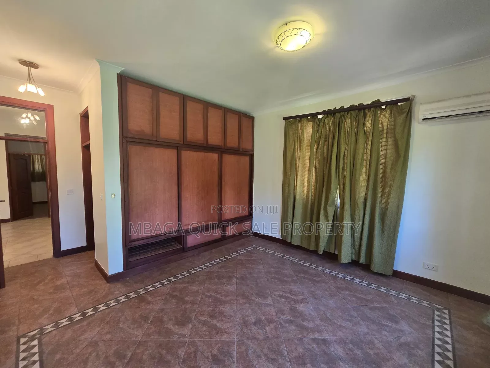 5bdrm House in Salasala Big Brother, Mbezi for sale in Mbezi