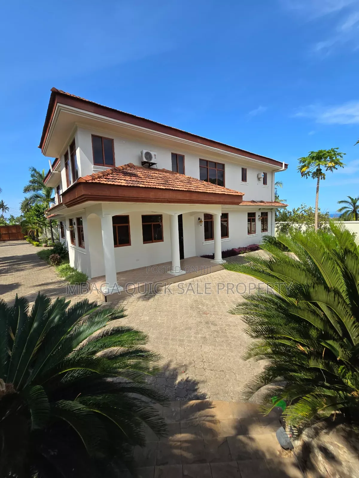 5bdrm House in Salasala Big Brother, Mbezi for sale in Mbezi