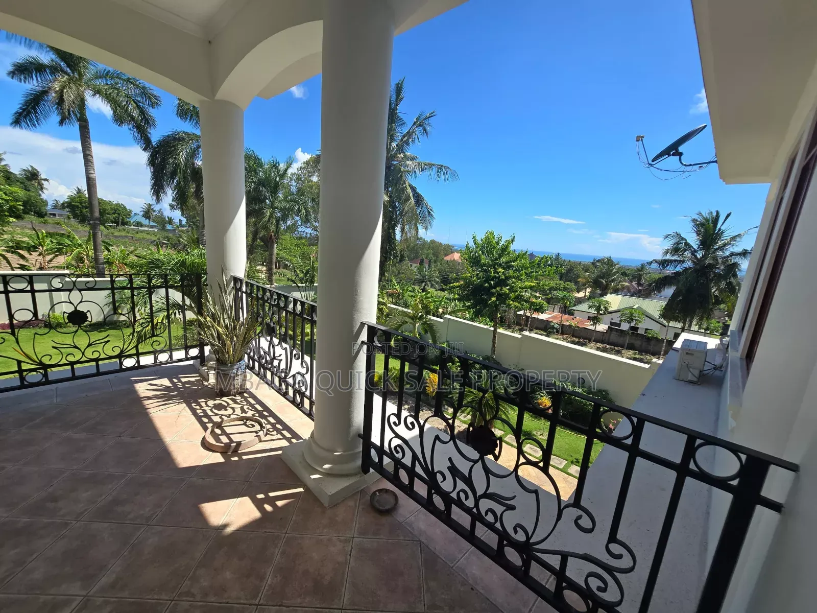 5bdrm House in Salasala Big Brother, Mbezi for sale in Mbezi