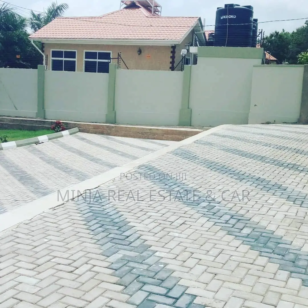 4bdrm House in Goba for sale in Goba