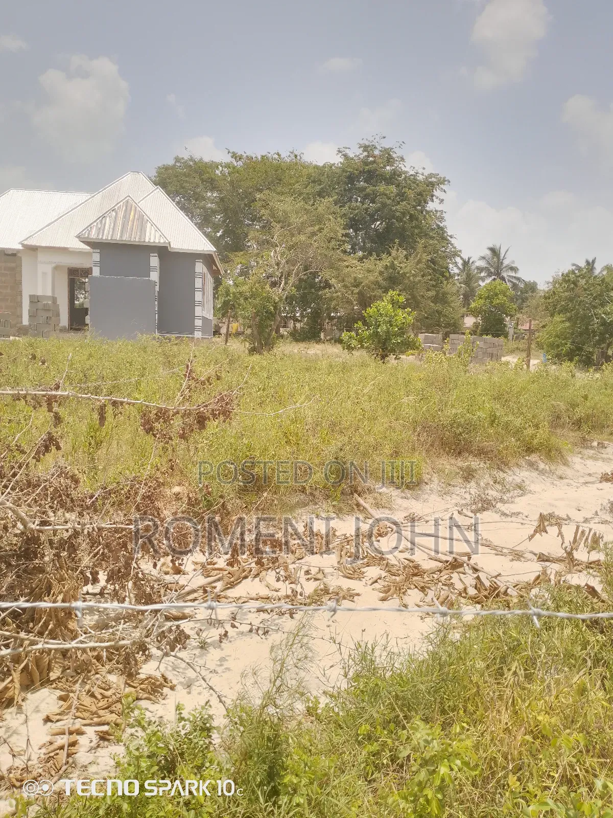 Kiwanja Sqm150 Kinauzwa Milion 4.5 Majohe Viwege Kwa Mpemba. in Ilala