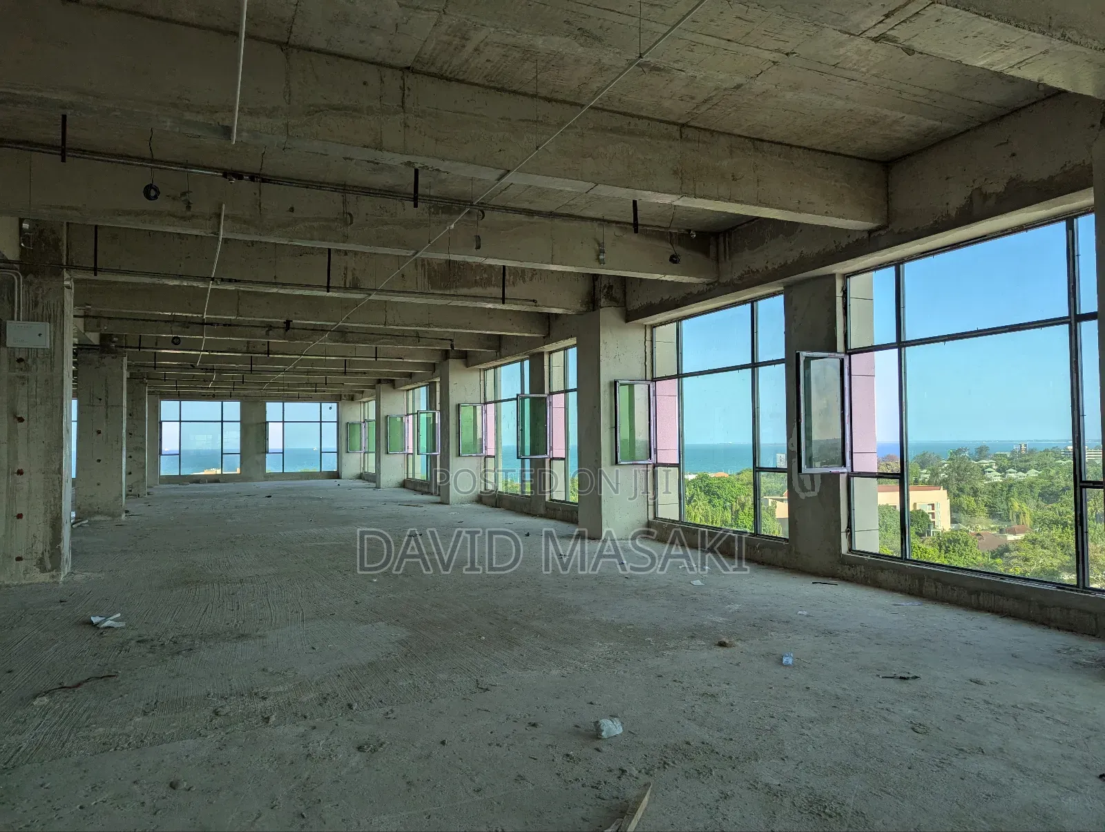 Office Floor for Sale in Oysterbay in Oyster Bay