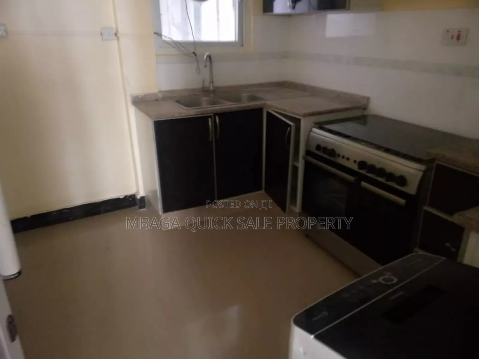 3bdrm Apartment in Upanga for sale in Upanga East