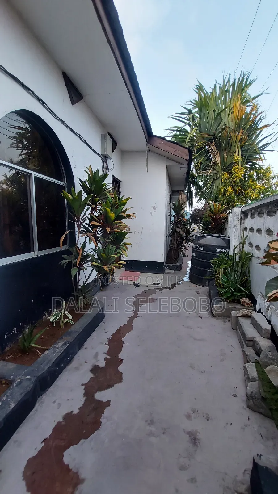 4bedrooms Office Space Tu in Kinondoni