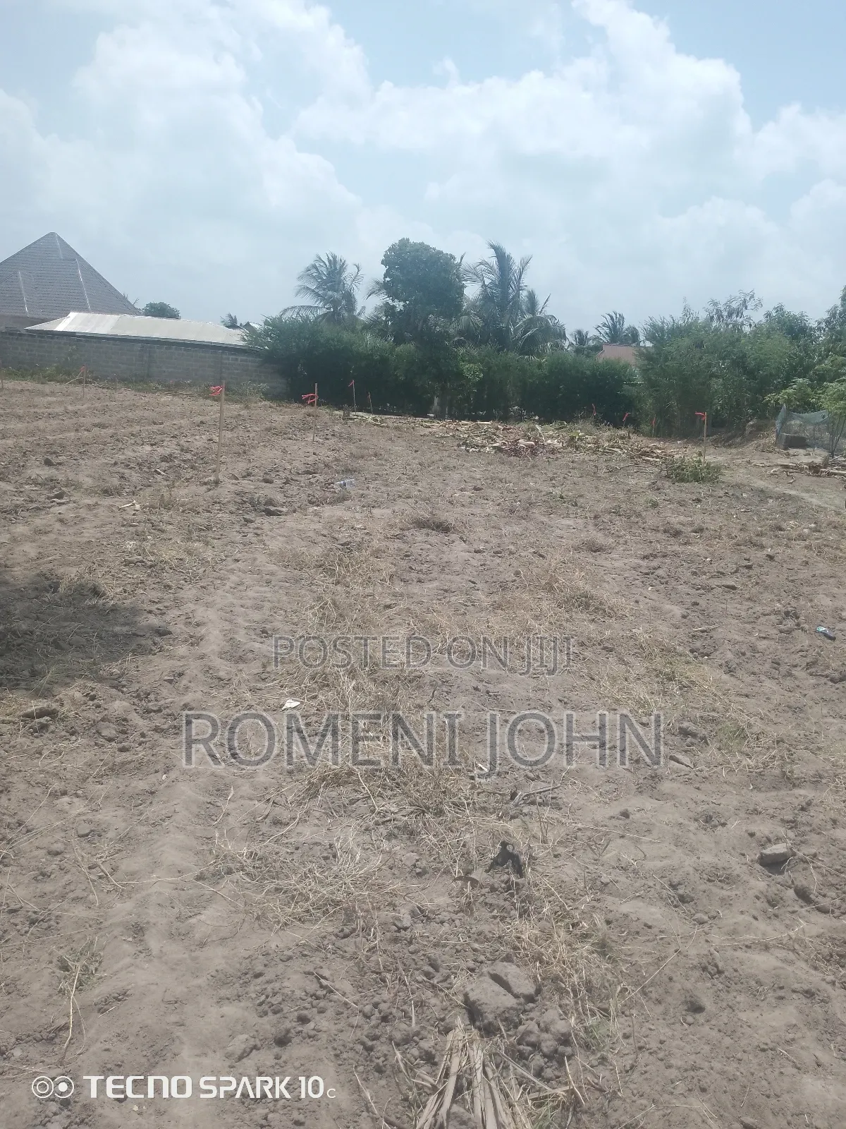Kiwanja Sqmita 200 Kinauzwa Milioni 5 Ukonga Majohe Viwege. in Ilala