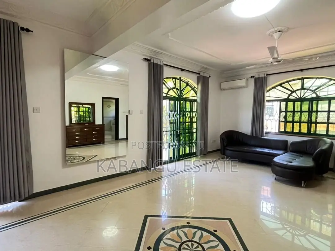 Furnished 3bdrm Villa in Masaki, Kinondoni for rent in Kinondoni