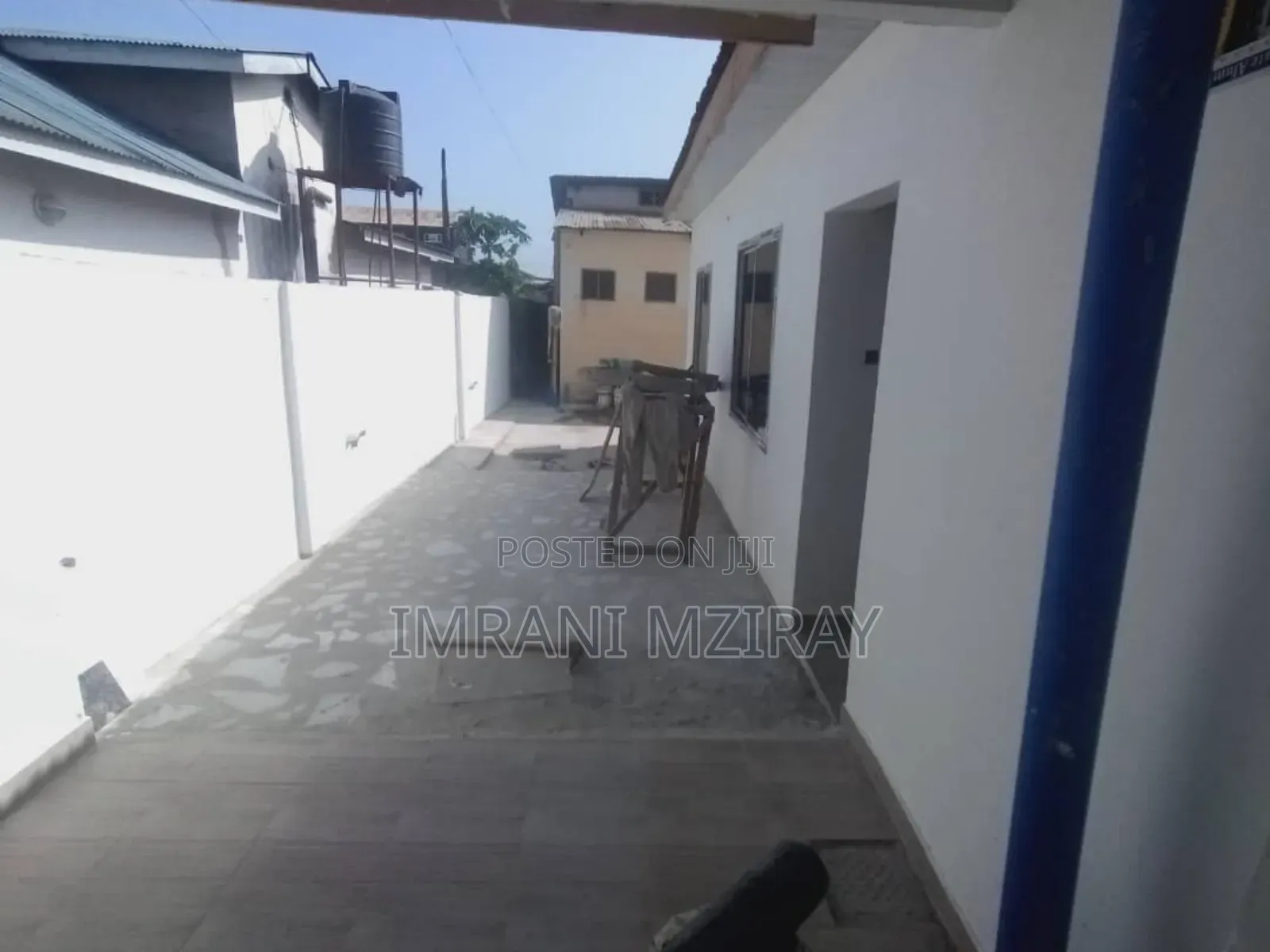 8bdrm Bungalow in Kariakoo for sale in Kariakoo