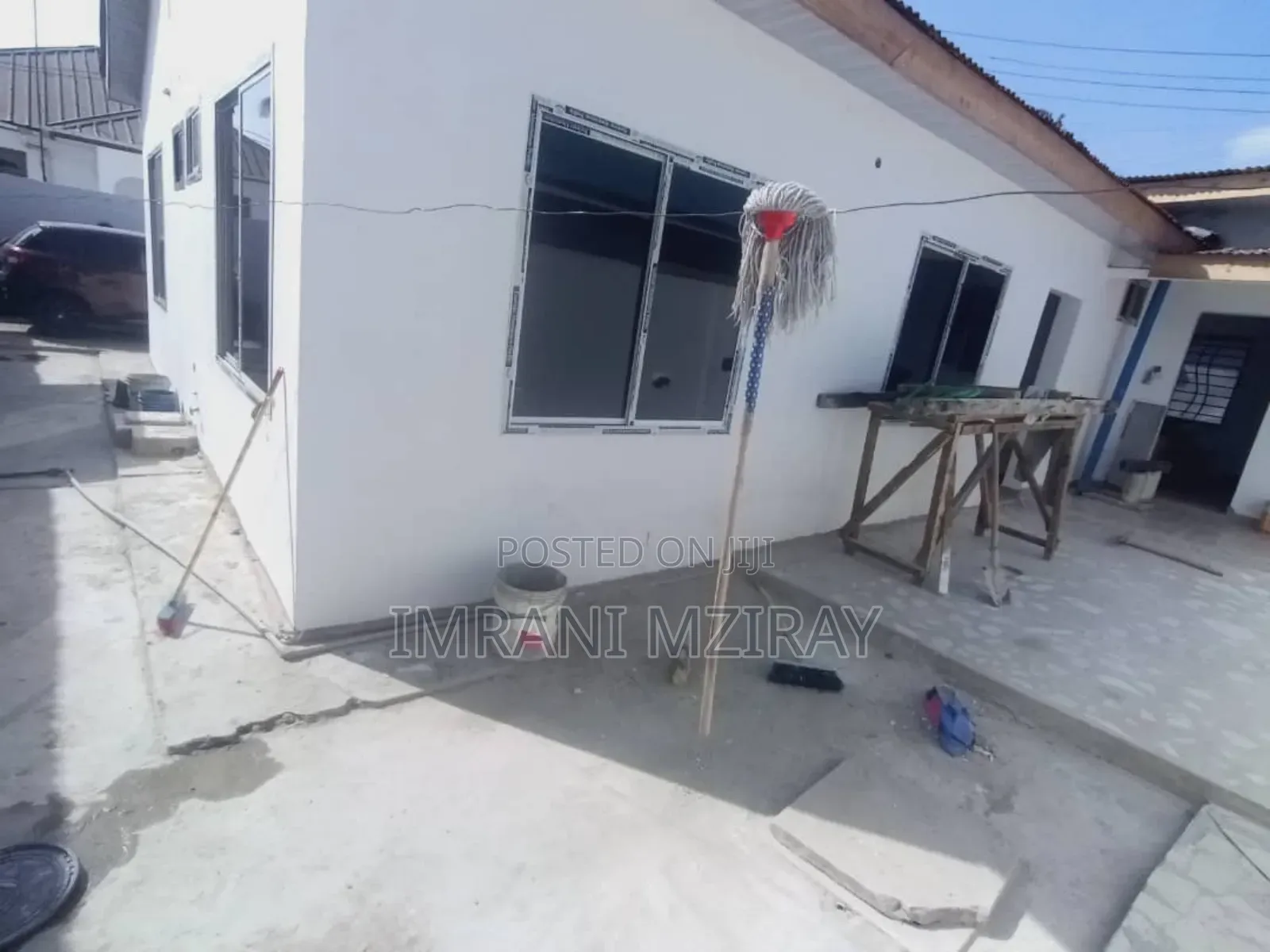 8bdrm Bungalow in Kariakoo for sale in Kariakoo