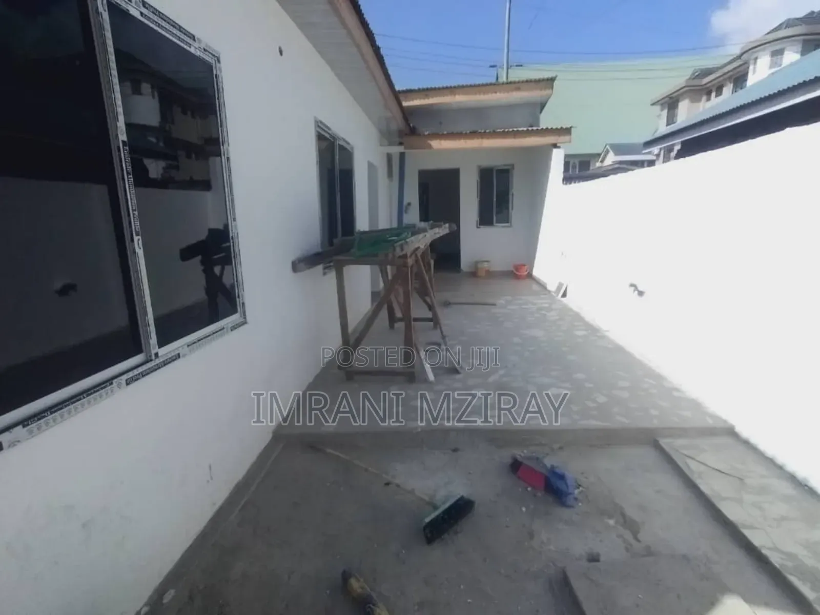 8bdrm Bungalow in Kariakoo for sale in Kariakoo