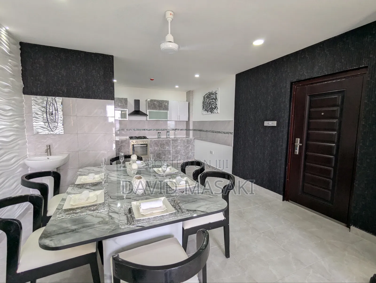 3bdrm Apartment in Msasani Apartments for sale in Msasani