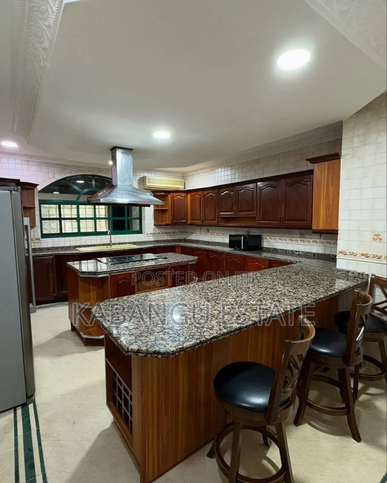 Furnished 4bdrm Villa in Oysterbay for rent in Oyster Bay