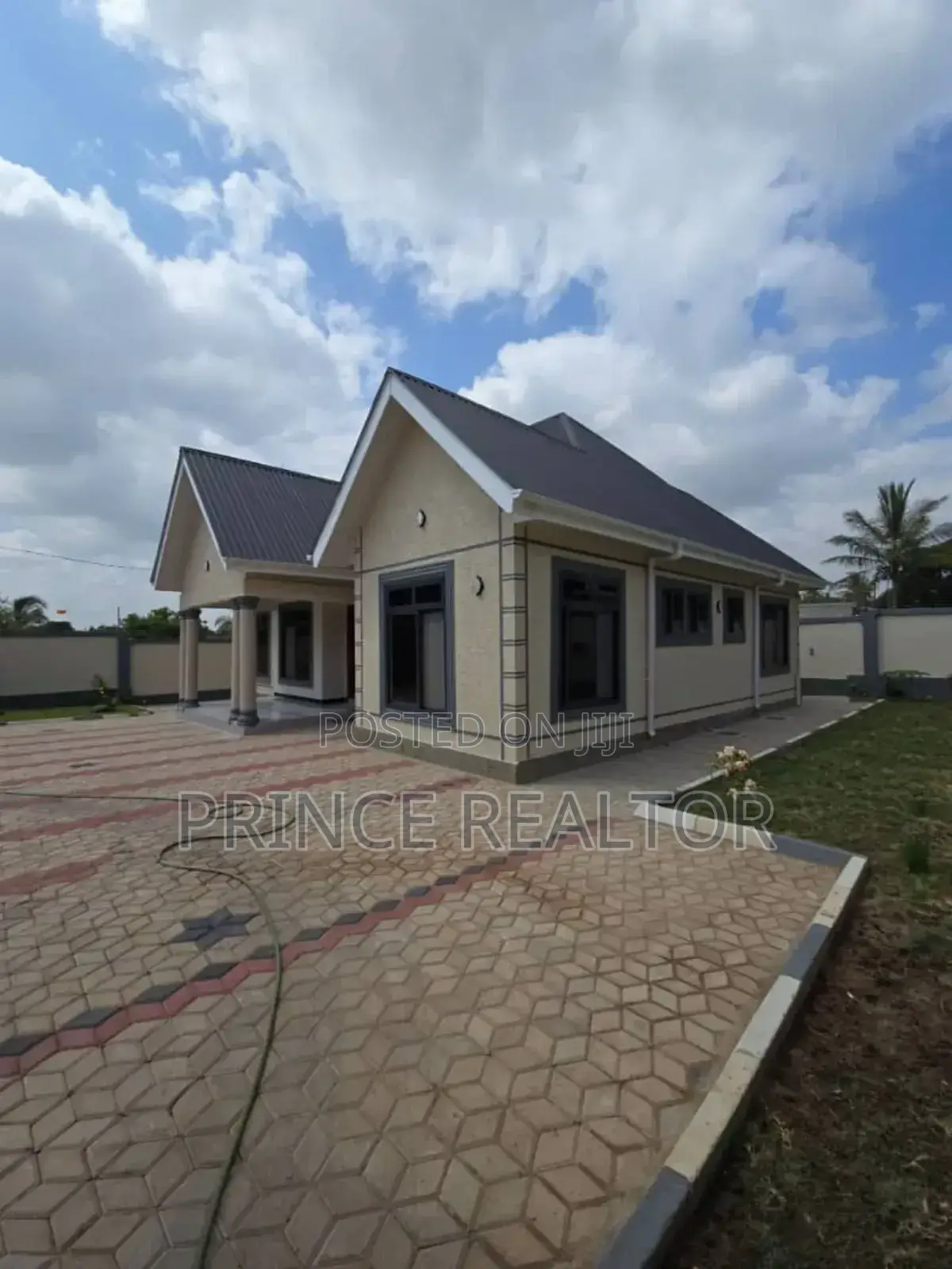 3bdrm House in Madale Atlas, Kinondoni for sale in Kinondoni