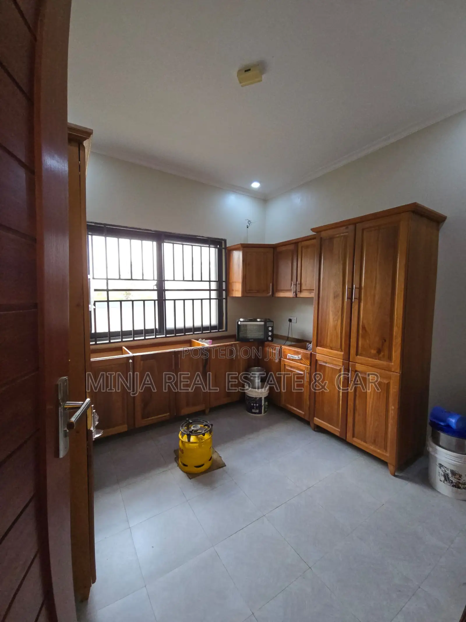 Furnished 3bdrm House in Goba for sale in Goba