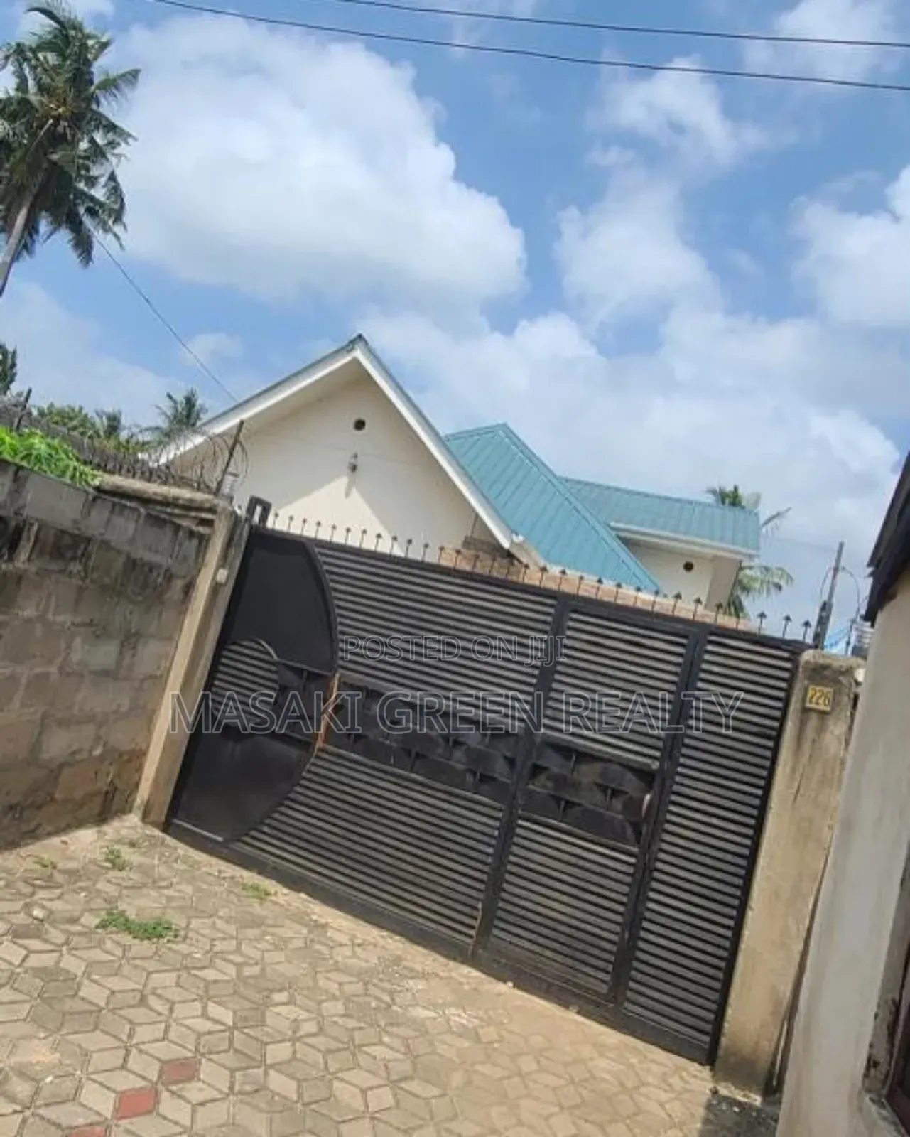 3bdrm House in Mapinga Estate, Kinondoni for sale in Kinondoni