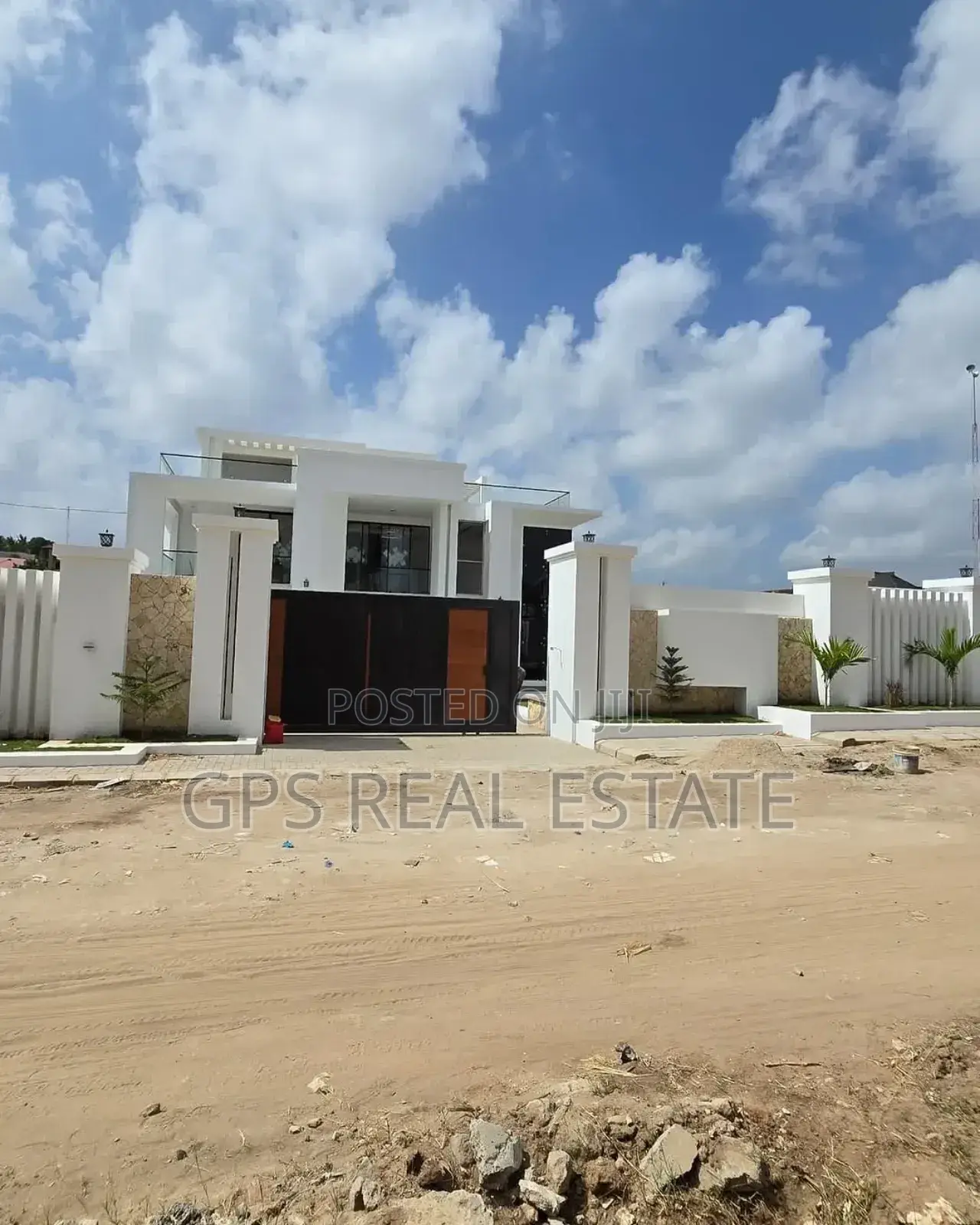 5bdrm Mansion in Goba Njia Nne, Kinondoni for sale in Kinondoni