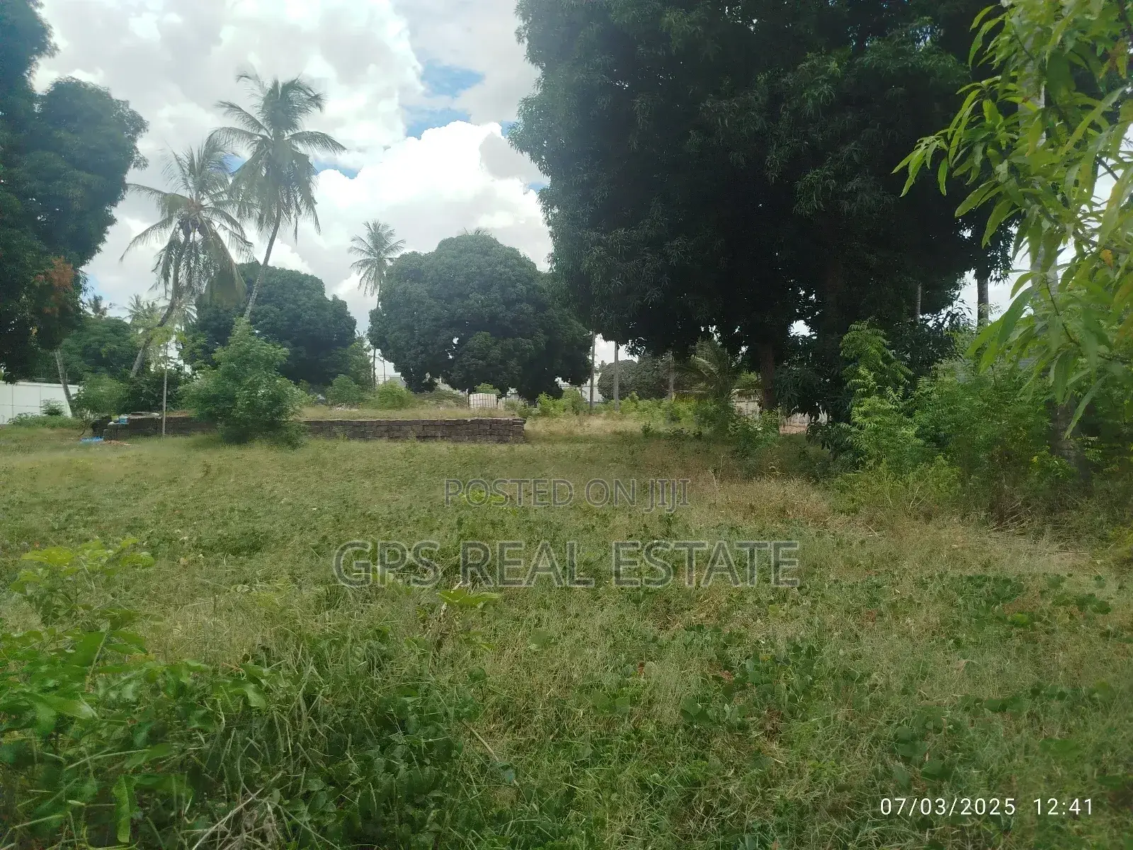Plot for Sale at Ungindoni in Kigamboni