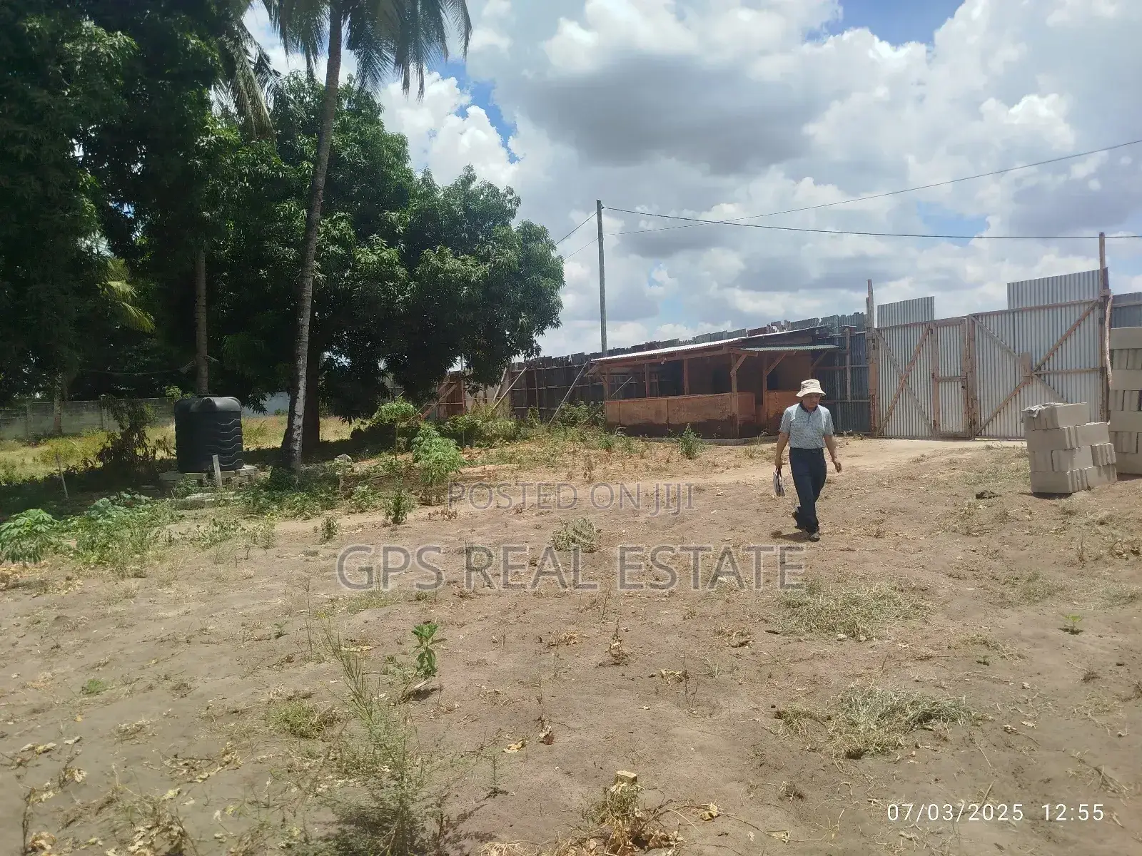 Plot for Sale in Kigamboni
