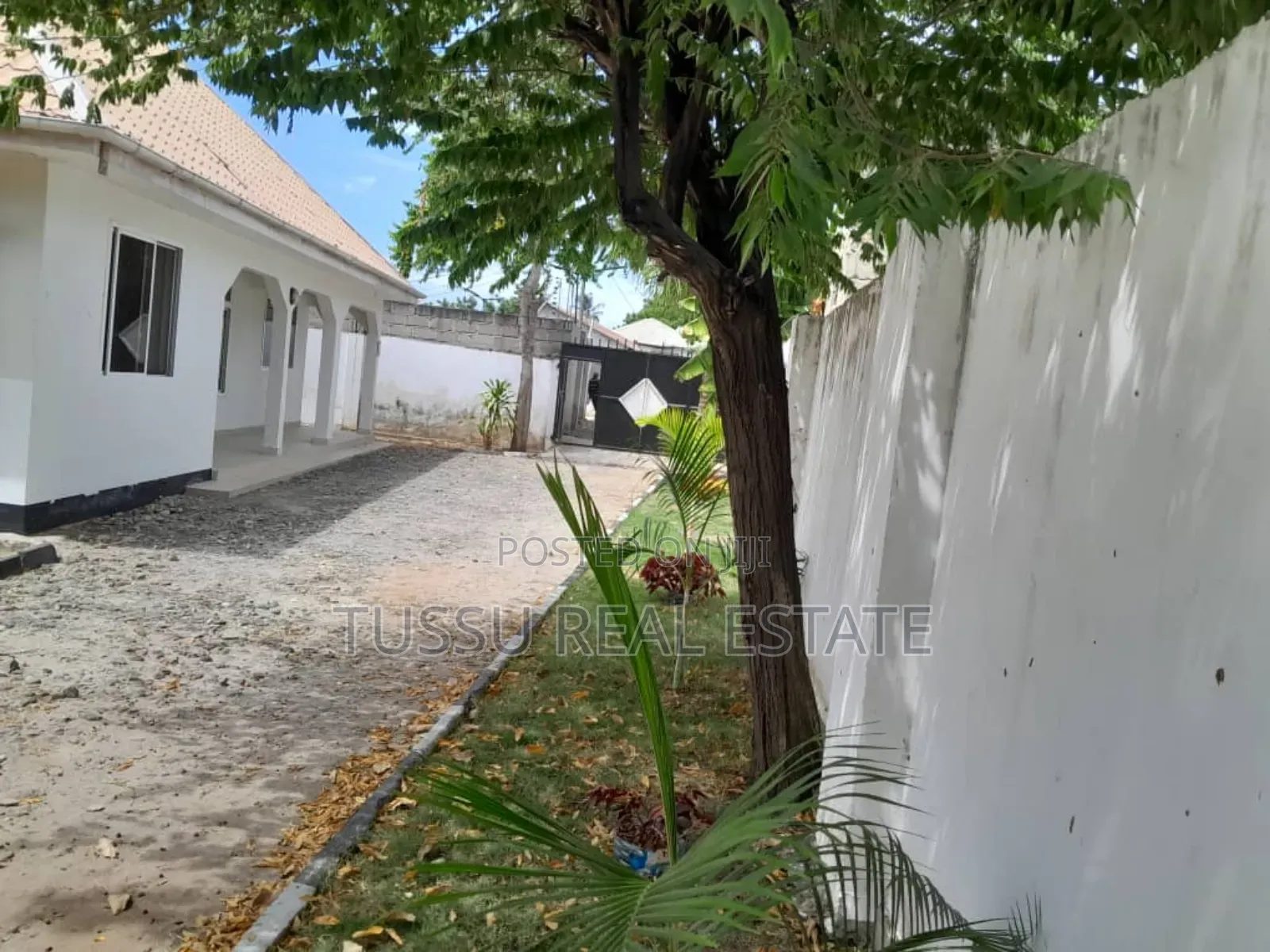 3bdrm House in Boko Chama, Kinondoni for sale in Kinondoni