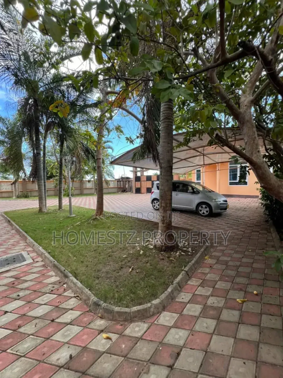 6bdrm House in Mbezi Beach, Kinondoni for sale in Kinondoni