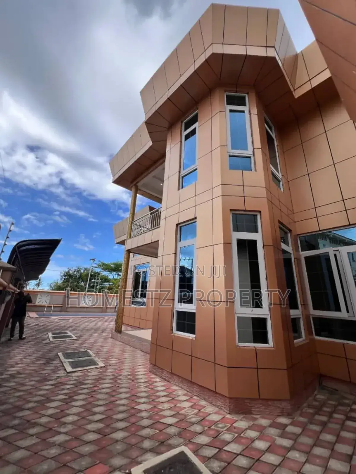 6bdrm House in Mbezi Beach, Kinondoni for sale in Kinondoni