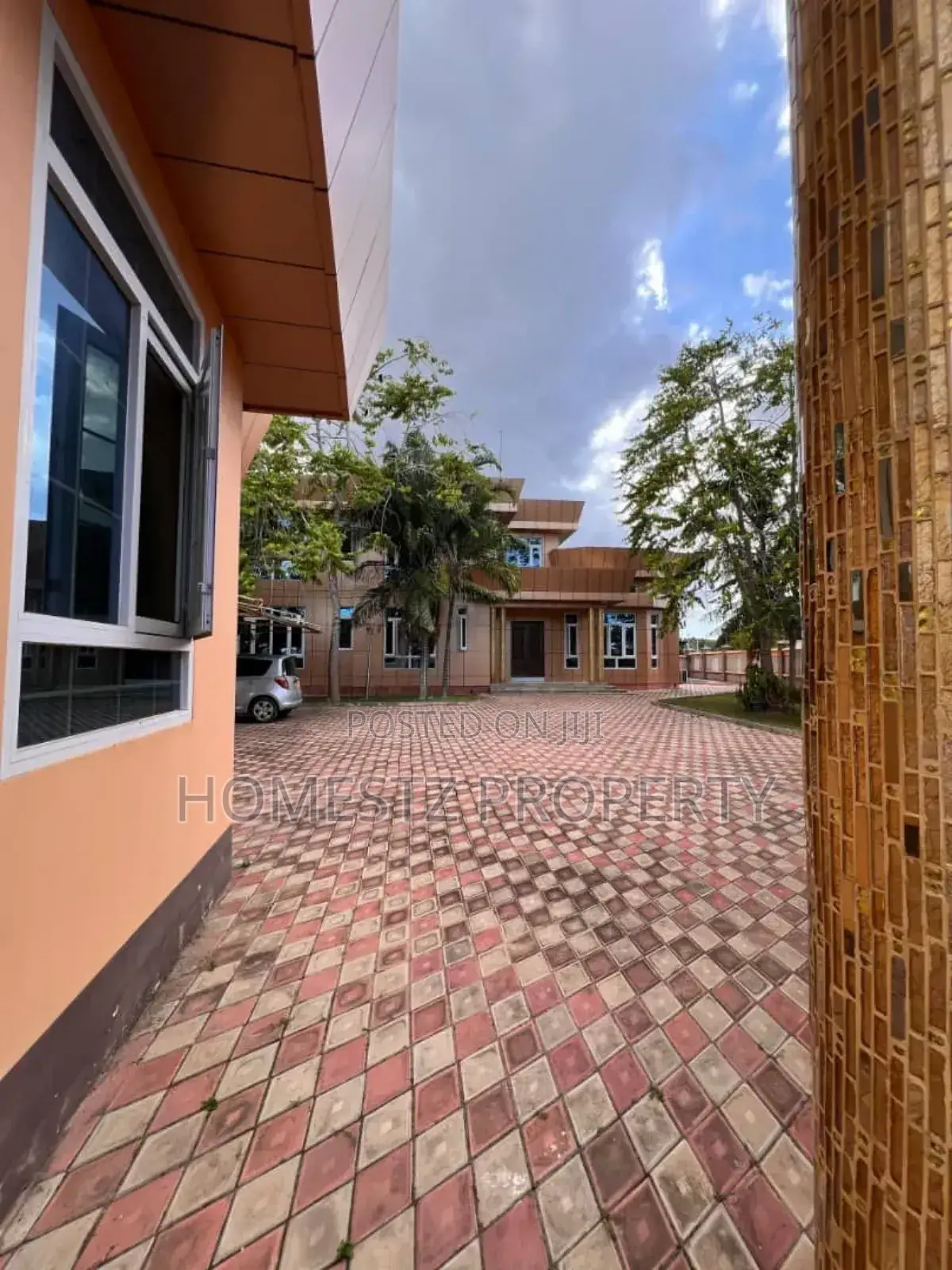 6bdrm House in Mbezi Beach, Kinondoni for sale in Kinondoni