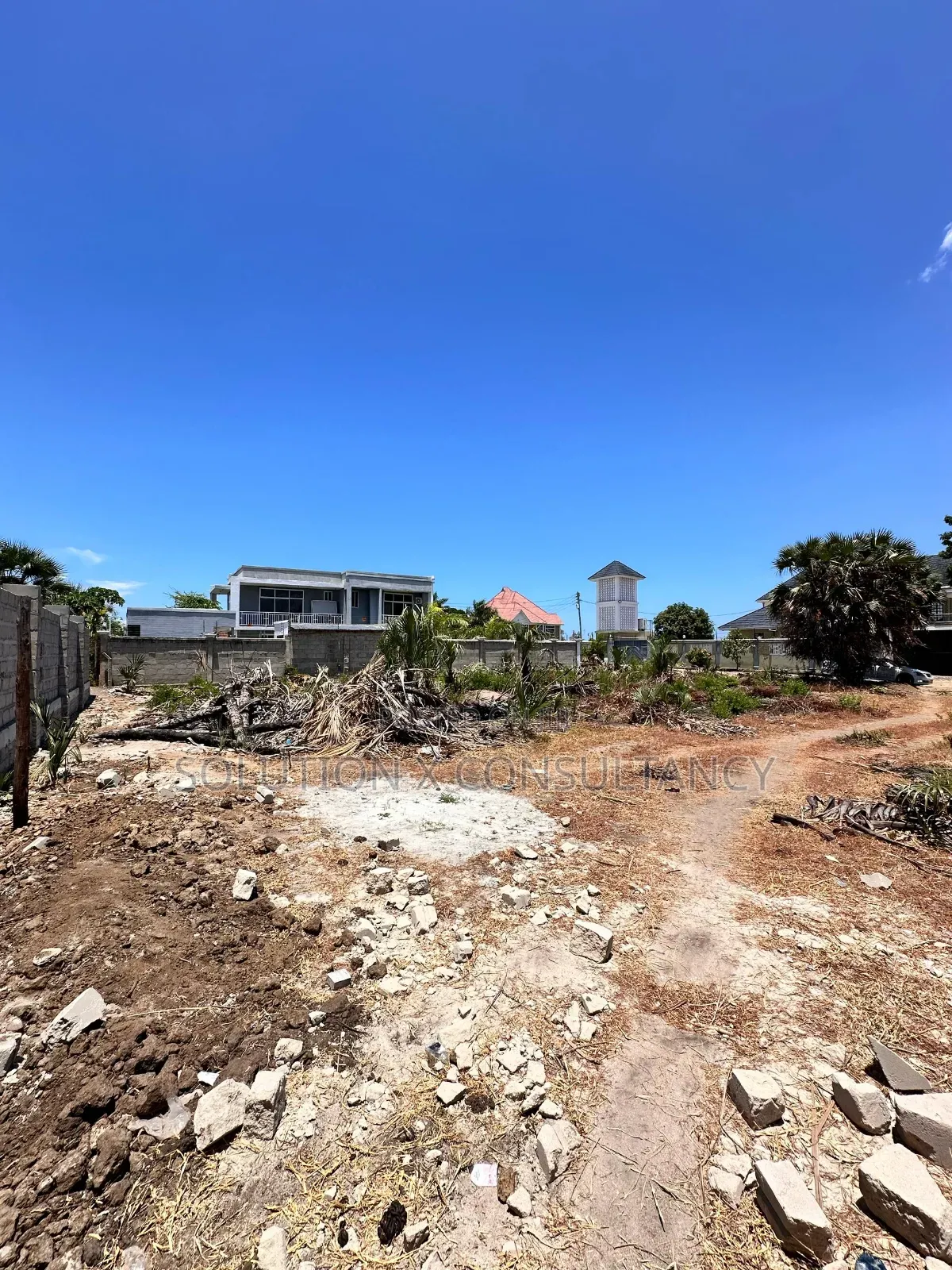 Kiwanja Kinauzwa Mbweni Block 6 in Mbweni